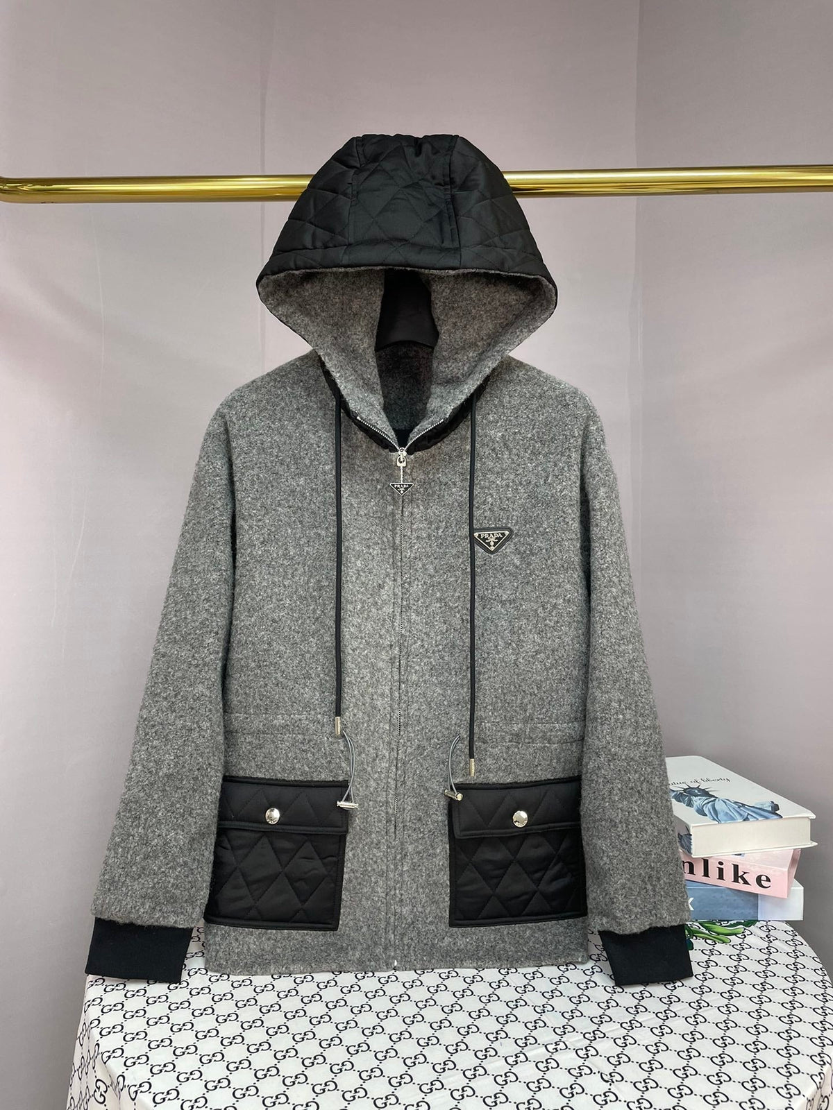 PRADA 25S JACKET 390