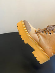 CELINE 26S BULKY LACE-UP BOOTS 45 MM IN SAND BEIGE CANVAS AND CALFSKIN