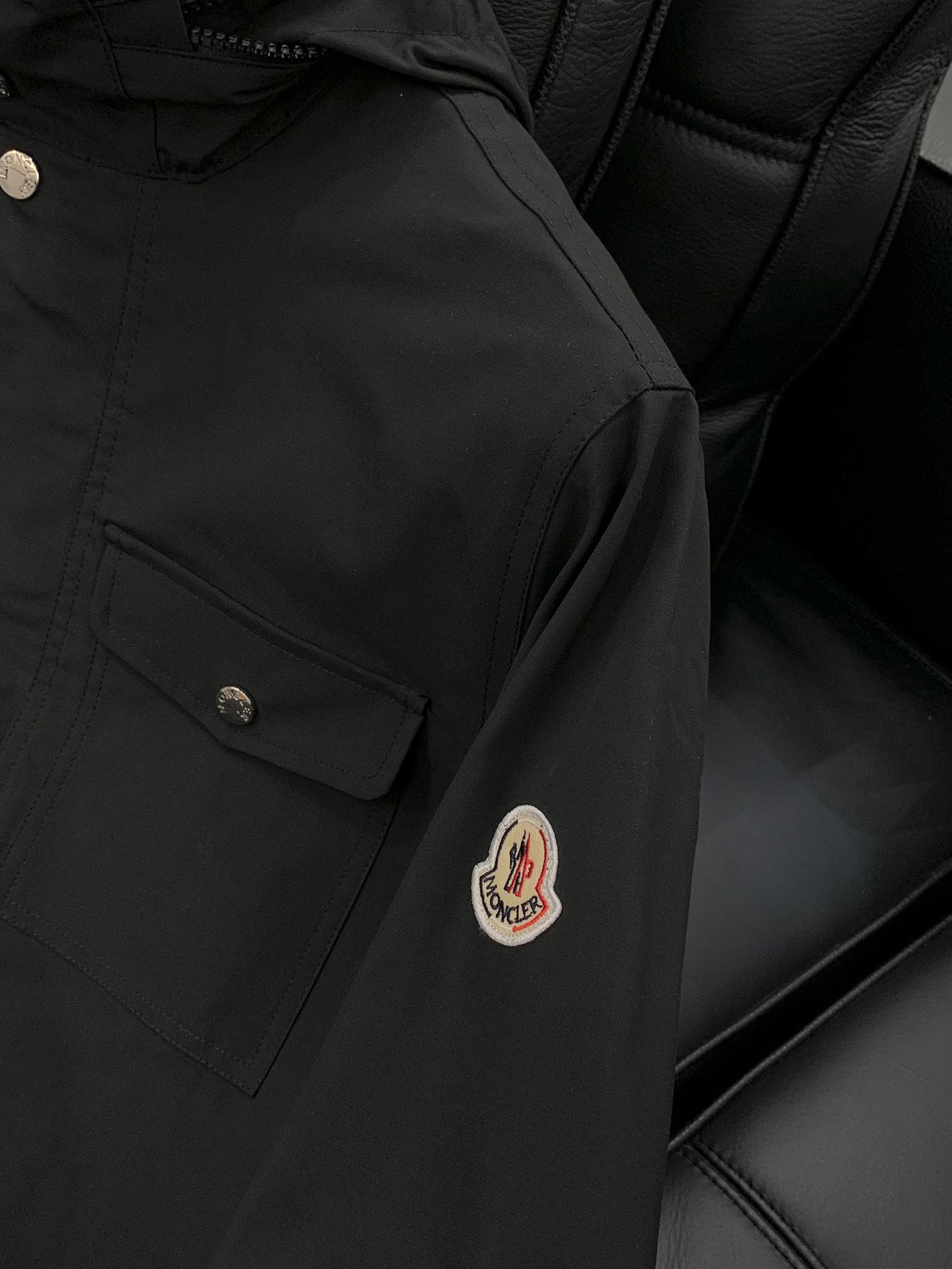 MONCLER 25S HOODED JACKET 432