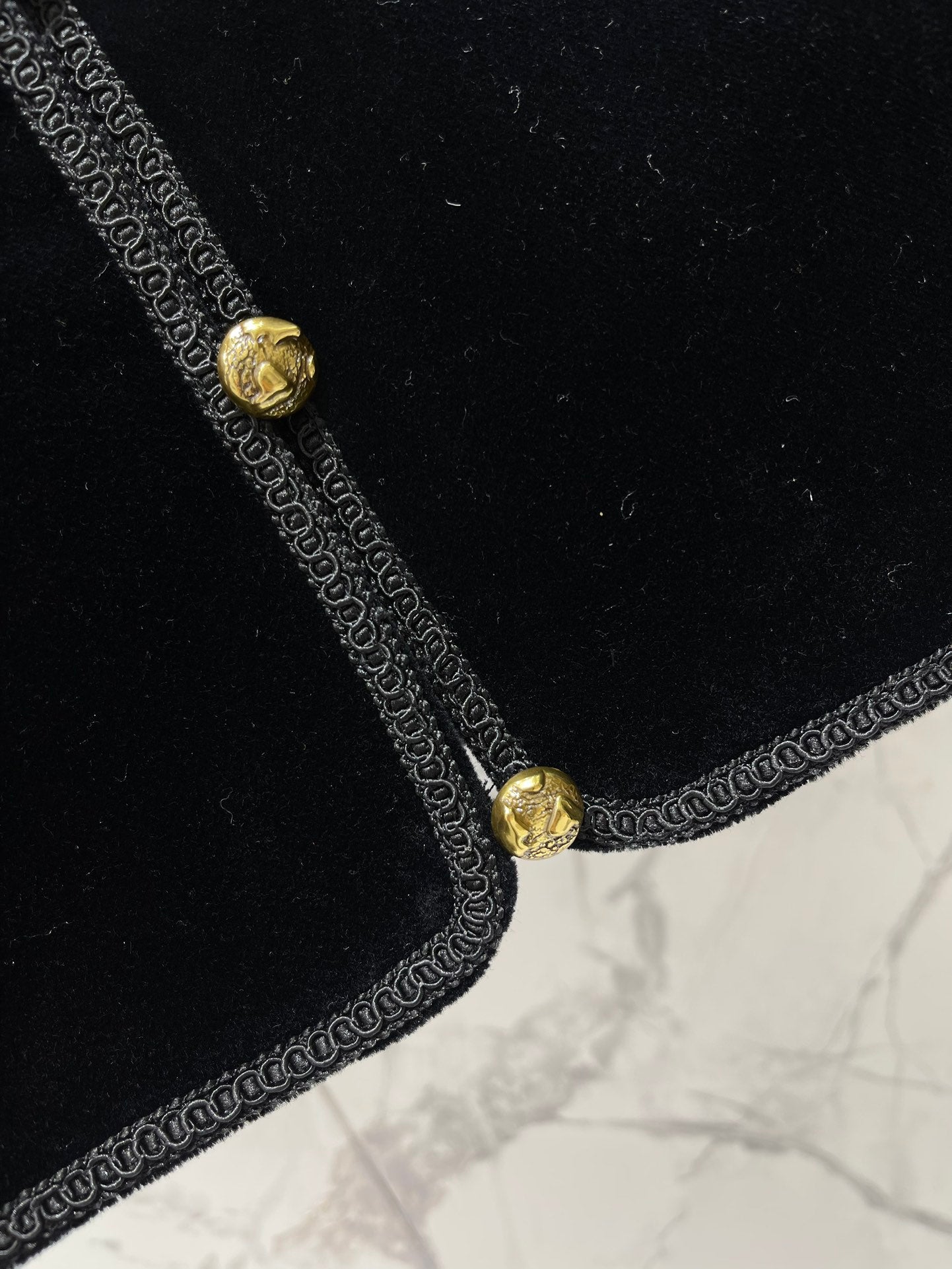 CHANEL 26S VELVET JACKET 728