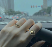 ROSE DES VENTS RING GOLD DIAMOND