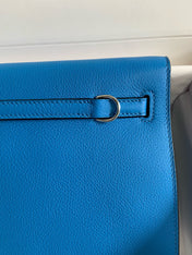 KELLY DANSE 22 EVERCOLOR BLUE IN CALFSKIN SLIVER HARDWARE