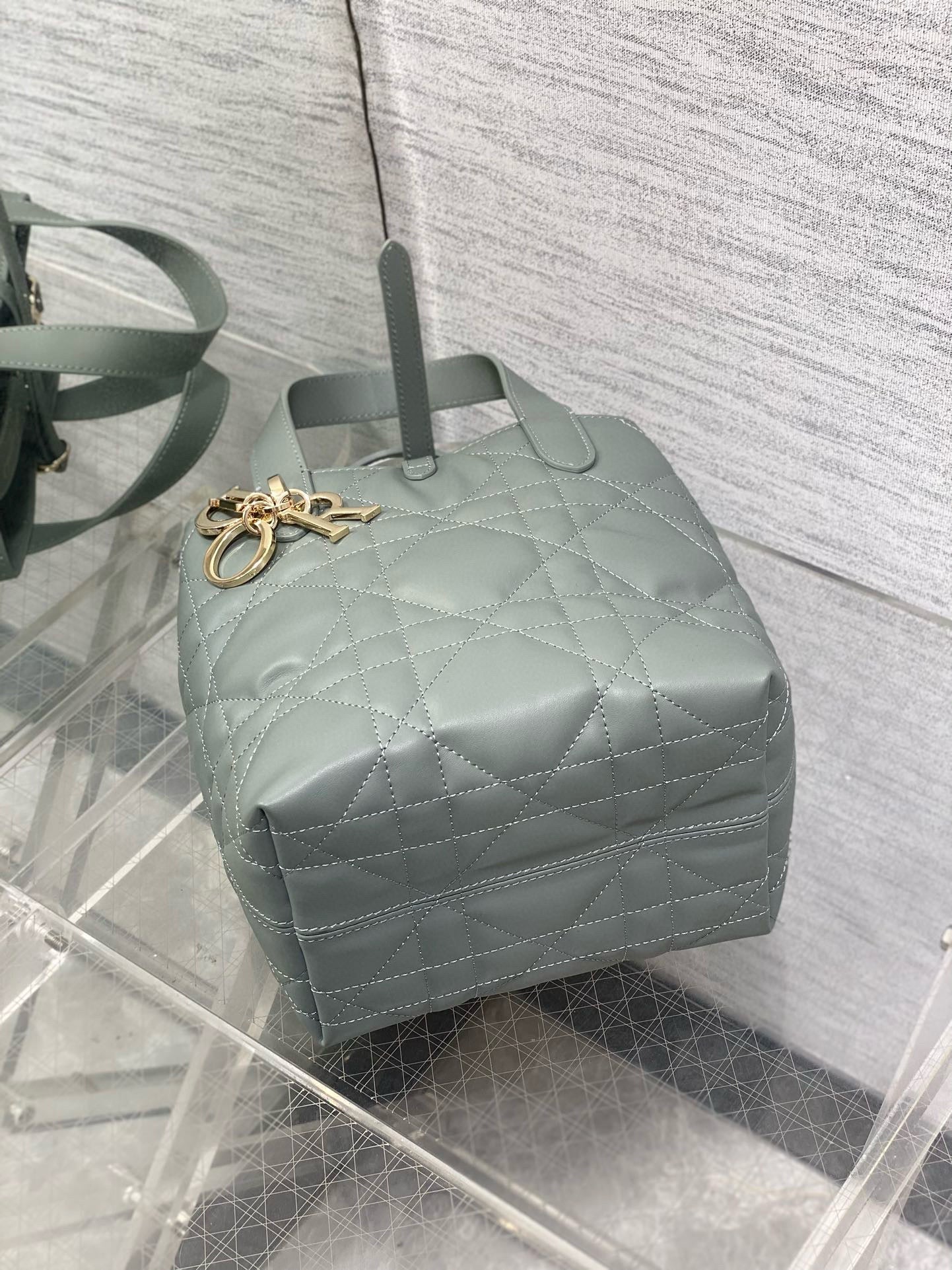 MINI TOUJOURS BUCKET BAG 18 IN GREY CANNAGE CALFSKIN
