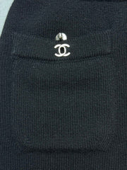 CC ICONIC SKIRT IN BLACK WOOL KNIT WITH FRONT POCKETS