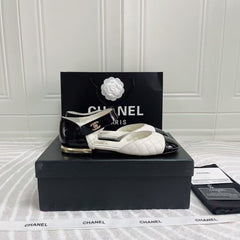 CC CLASSIC MARY JANE FLATS IN WHITE AND BLACK QUILTED CALFSKIN