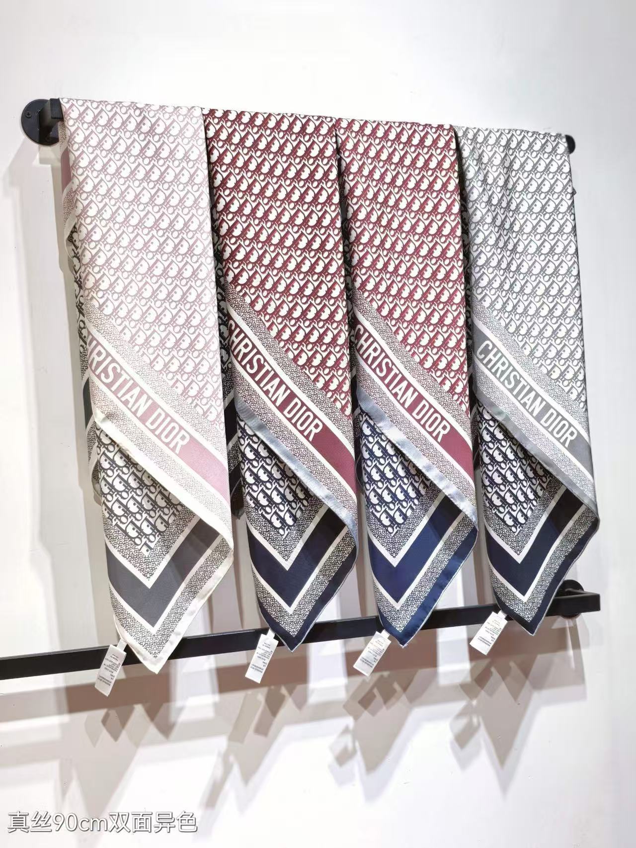 CD SCARF DOUBLE-SIDED IN PINK AND GREY MONOGRAM SILK