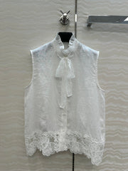 SLEEVELESS BLOUSE IN WHITE LINEN LACE TRIM AND NECK TIE