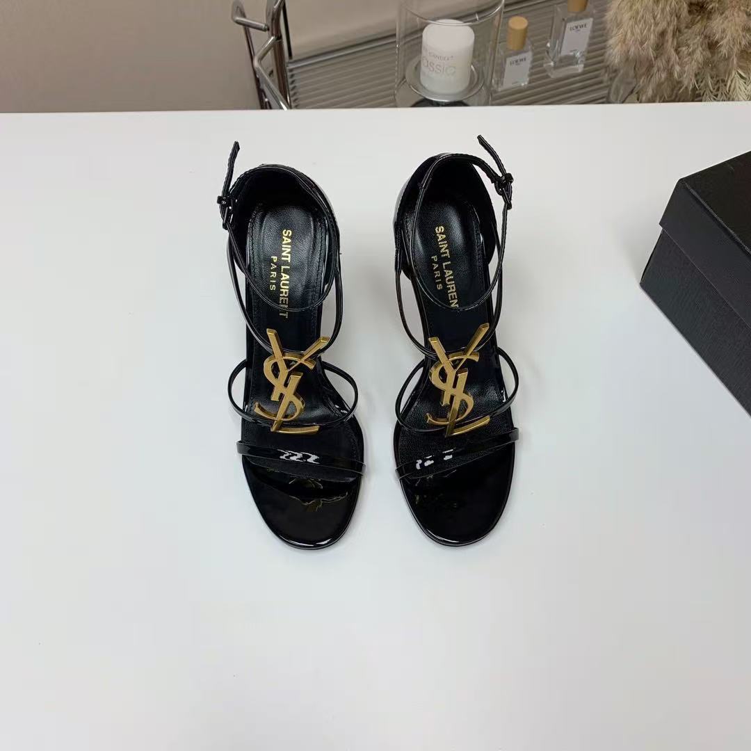 HIGH HEEL SANDALS IN BLACK CALFSKIN GOLD HARDWARE
