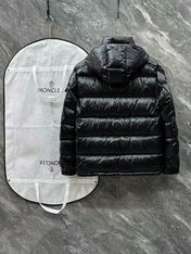 MONCLER PUFFER JACKET IN BLACK