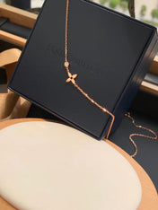 BLOSSOM PENDANT PINK GOLD AND DIAMOND