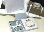 THE CD LETTER SIMPLE PEARL BRACELET