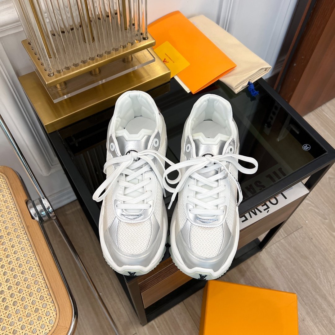 LV RUN 55 SNEAKER WHITE