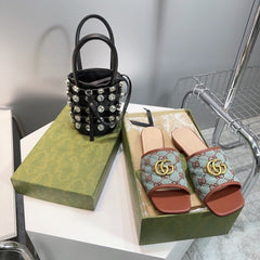 GG MATELASSÉ CANVAS SLIDES LIGHT GREEN