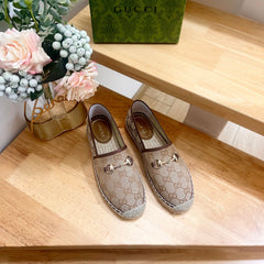 WOMEN'S ESPADRILLE WITH HORSEBIT IN BEIGE CANVAS