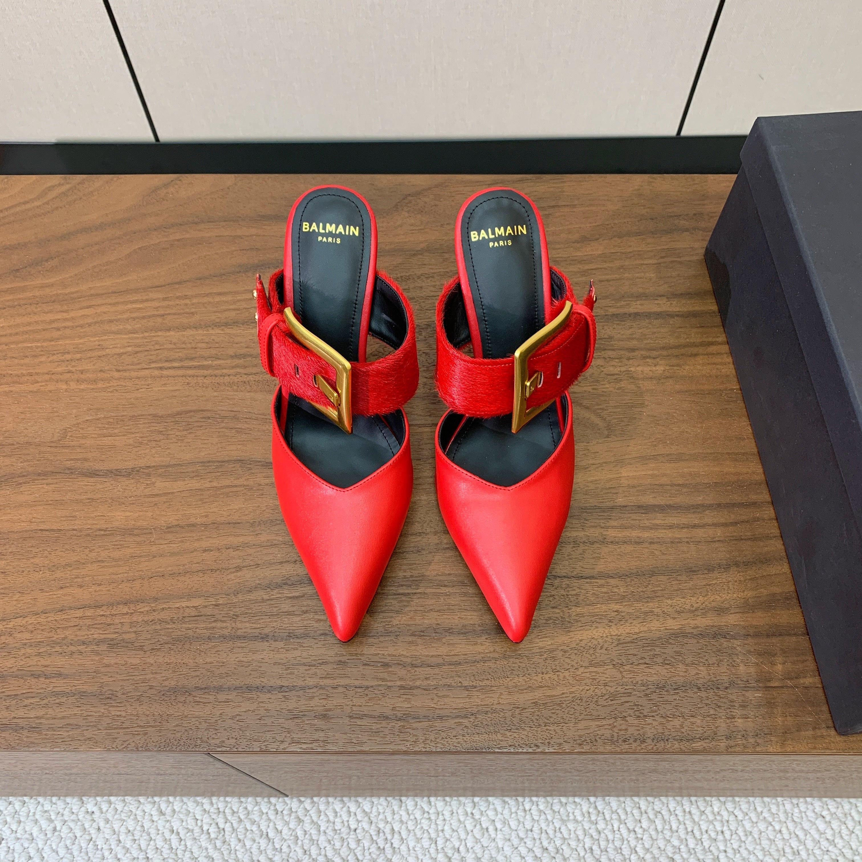 BALMAIN 26S HIGH-HEELED MULES 95 MM IN RED CALFSKIN AND PONY HAIR