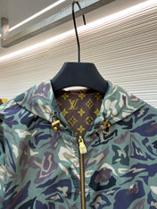 LV 25S HOODED JACKET 0159