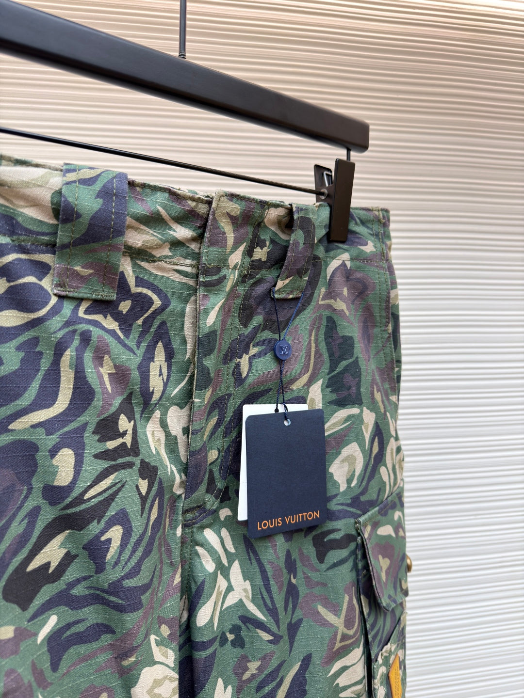 LV 25S PATCHWORK CARGO PANTS 0158