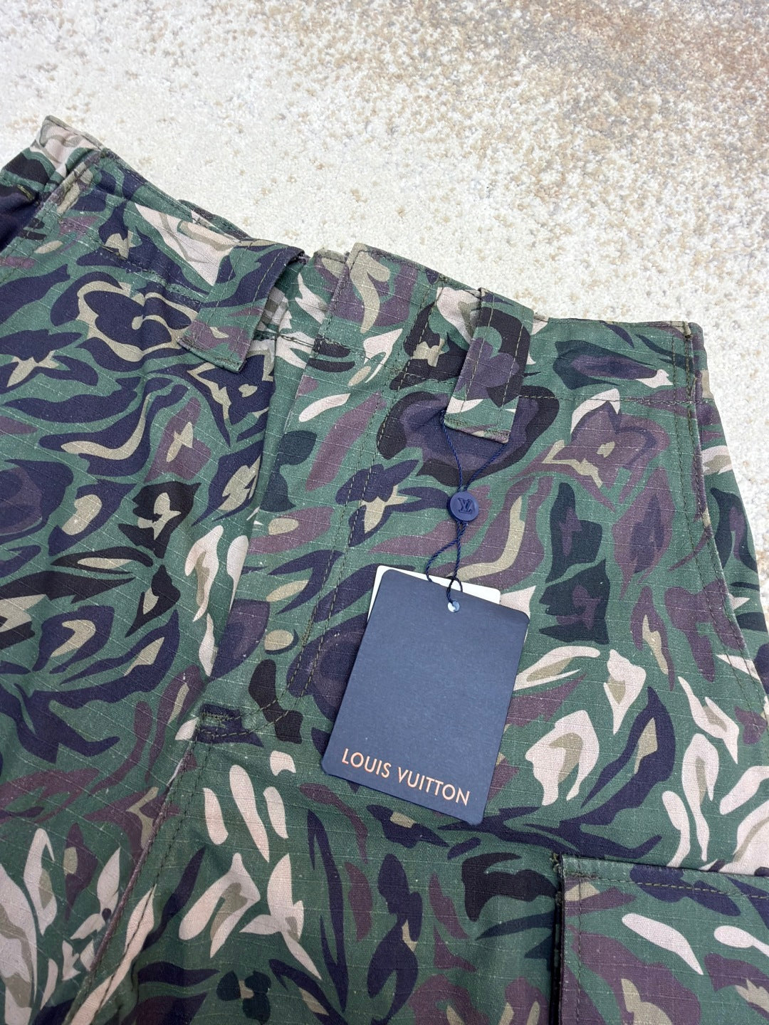 LV 25S PATCHWORK CARGO PANTS 0158