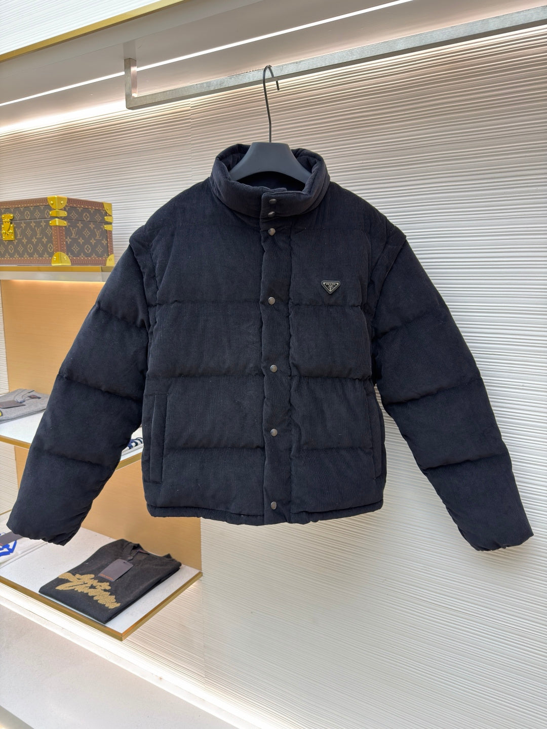 PRADA 25S VELVET PUFFER JACKET 458