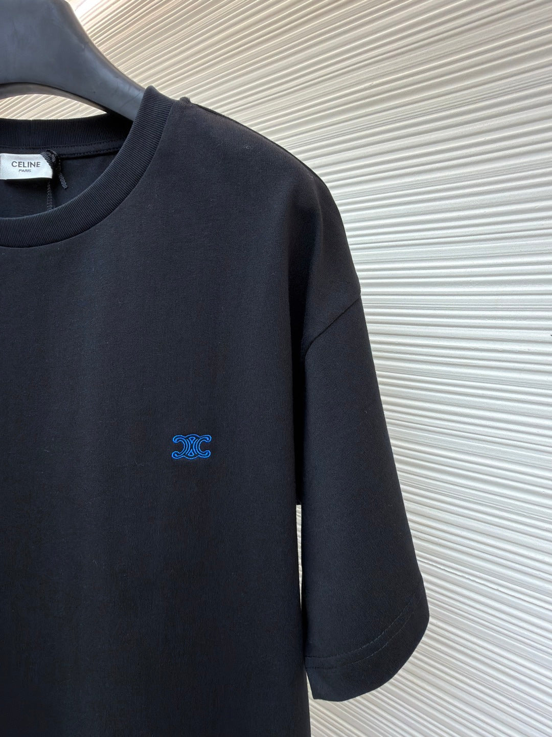 CELINE 26S T-SHIRT 810762