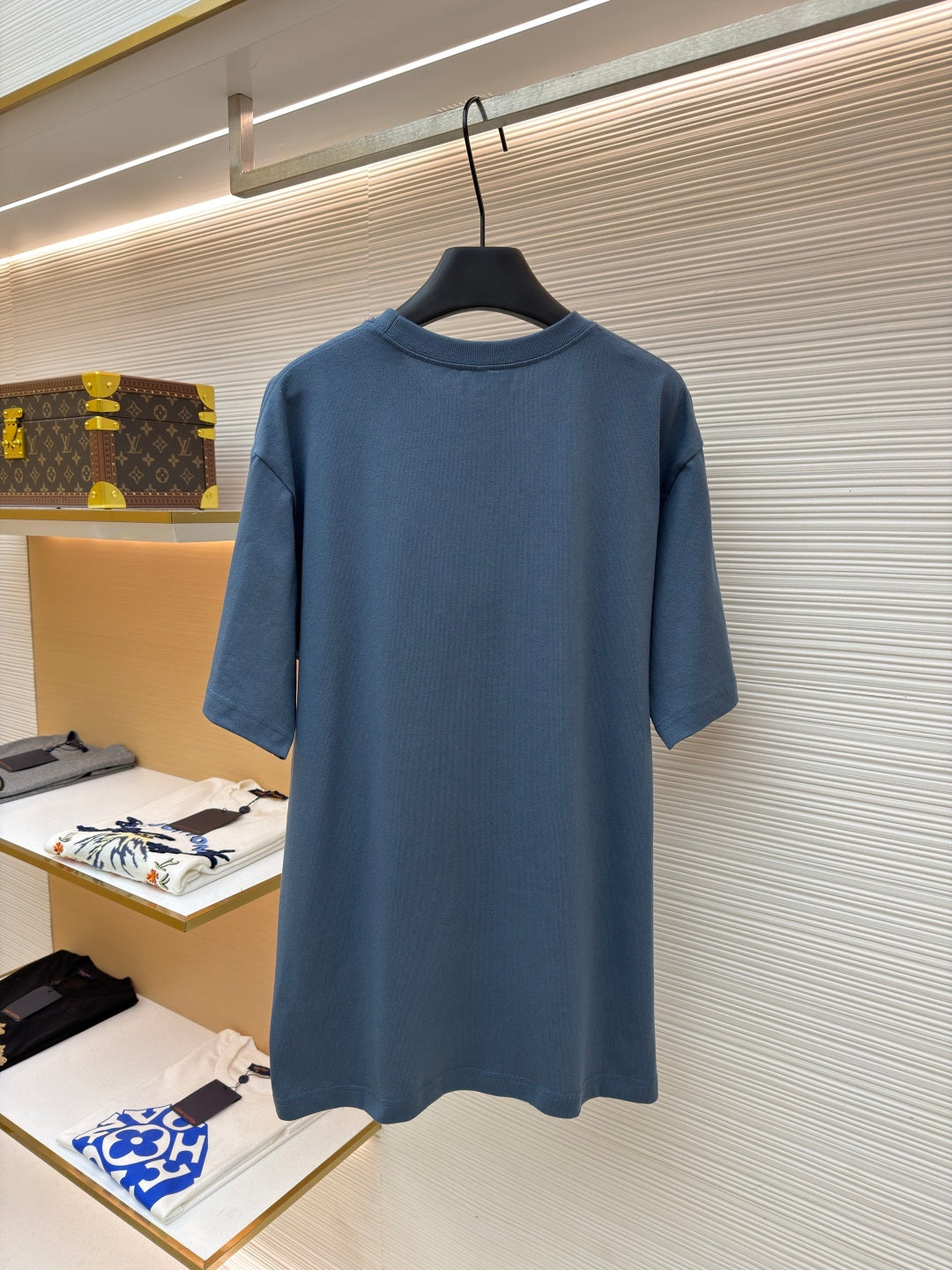 DIOR 26S SHORT-SLEEVE T-SHIRT 1070