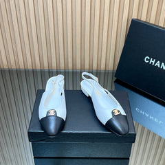 CHANEL 25S SLINGBACK FLATS IN WHITE CALFSKIN GOLD HARDWRE