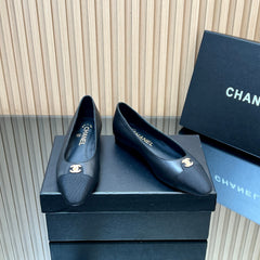 CHANEL 25S BALLET FLATS LOGO IN BLACK CALFSKIN AND CANVAS GOLD HARDWRE
