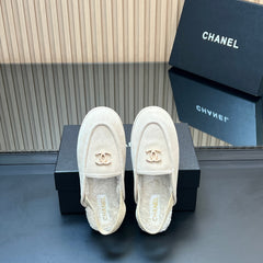 CHANEL 25S BACK STRAP MULE 15MM IN IVORY SUEDE AND WOOL GOLD HARDWRE