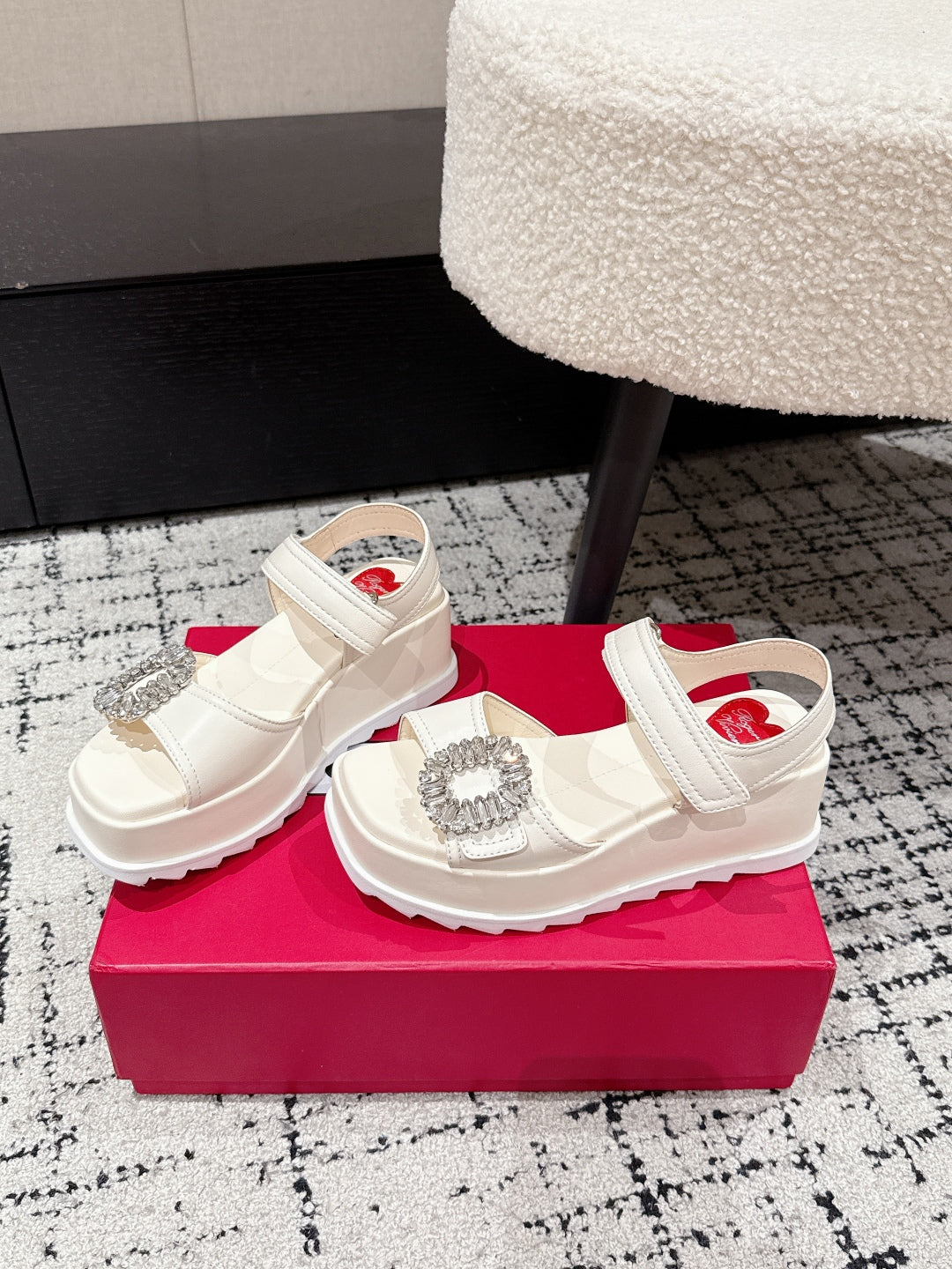 ROGER VIVIER 25S SLIDY VIV' WEDGE SANDALS 70 MM IN IVORY CALFSKIN EMBELLISHED CRYSTALS