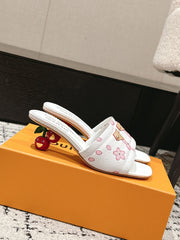 LV CHERRY HIGH HEELS 25S 55 MM IN WHITE CALFSKIN STYLE 3
