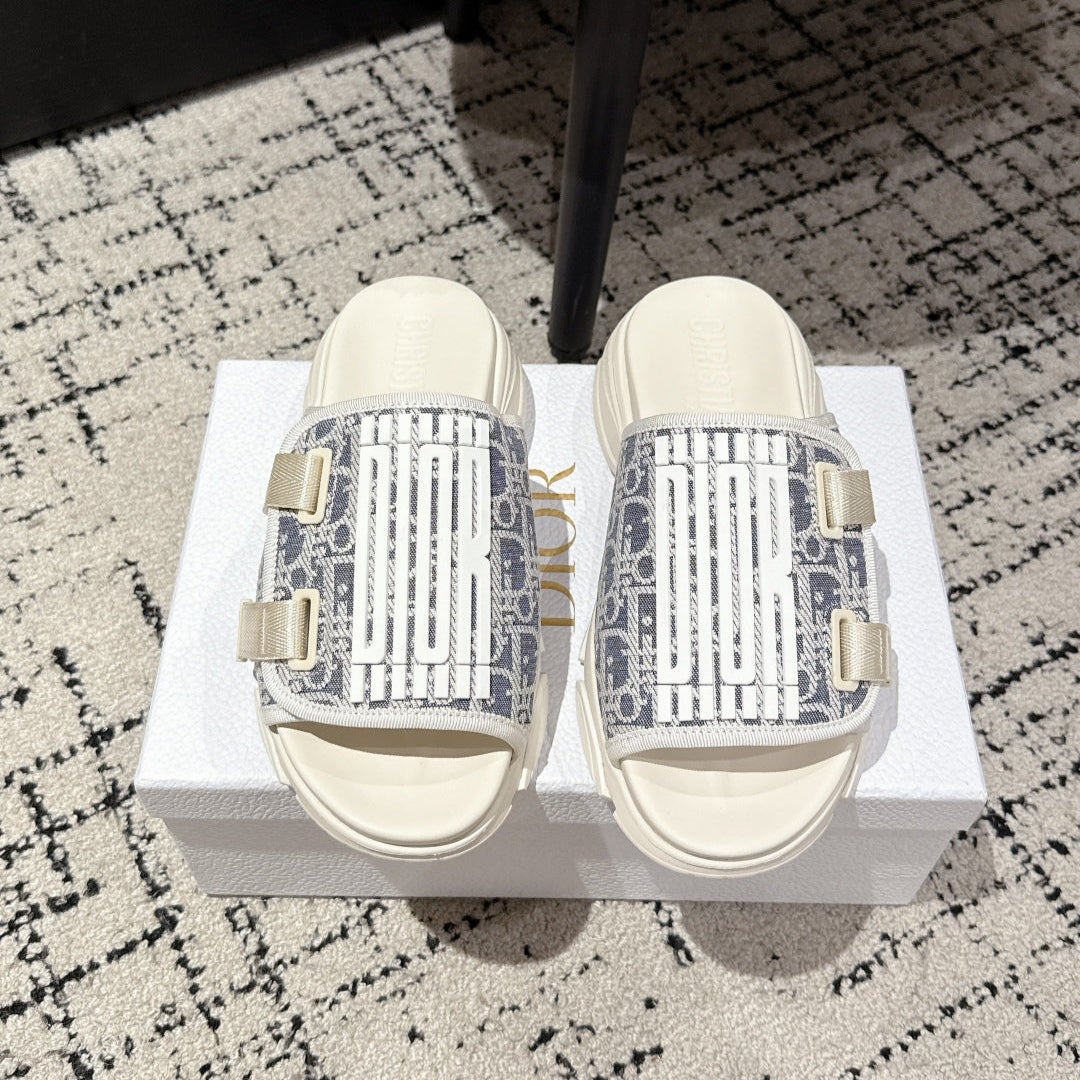 DIOR ADJUSTABLE STRAP SANDALS 25S 50 MM IN CREAM GREY FABRIC MIX WHITE CALFSKIN STYLE 3