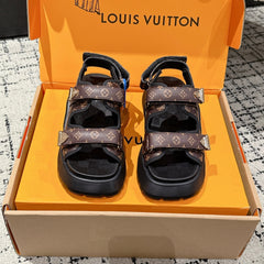 LV WEDGE SANDALS 25S 55 MM IN BROWN AND BLACK CALFSKIN WITH LOGO PATTERN