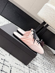 PRADA 25S DEXUN MULE IN LIGHT PINK SUEDE LEATHER