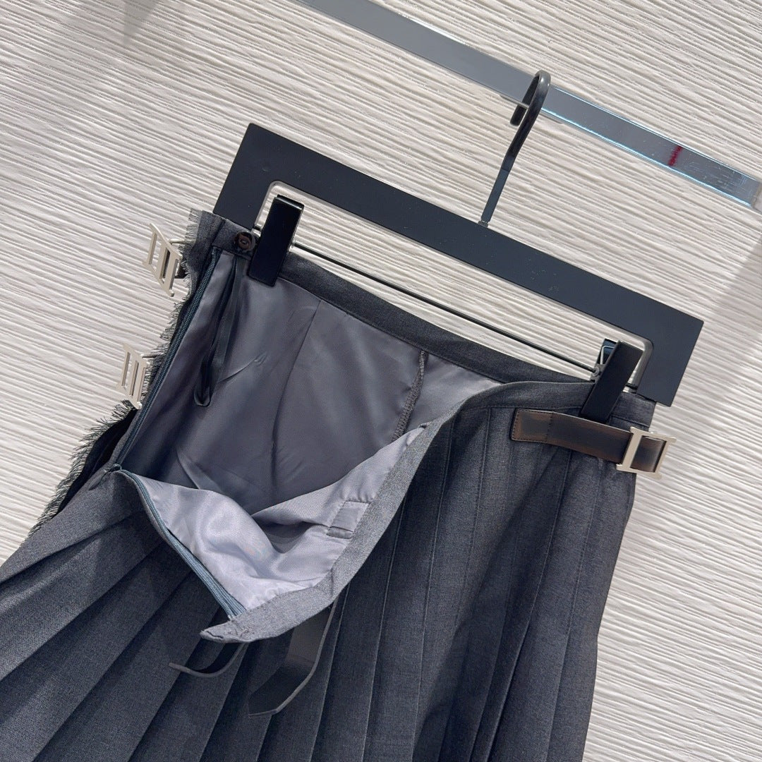 PRADA 26S PLEATED SKIRT 633