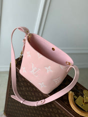 ALL IN BB BAG 18 IN QUARTZ PINK AND BEIGE EMBOSSED COWHIDE