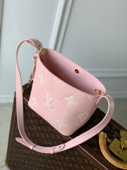 ALL IN BB BAG 18 IN QUARTZ PINK AND BEIGE EMBOSSED COWHIDE