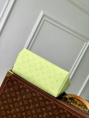 DISCOVERY SLIM BACKPACK 38 IN LEMON YELLOW MONOGRAM ECLIPSE REVERSE CALFSKIN