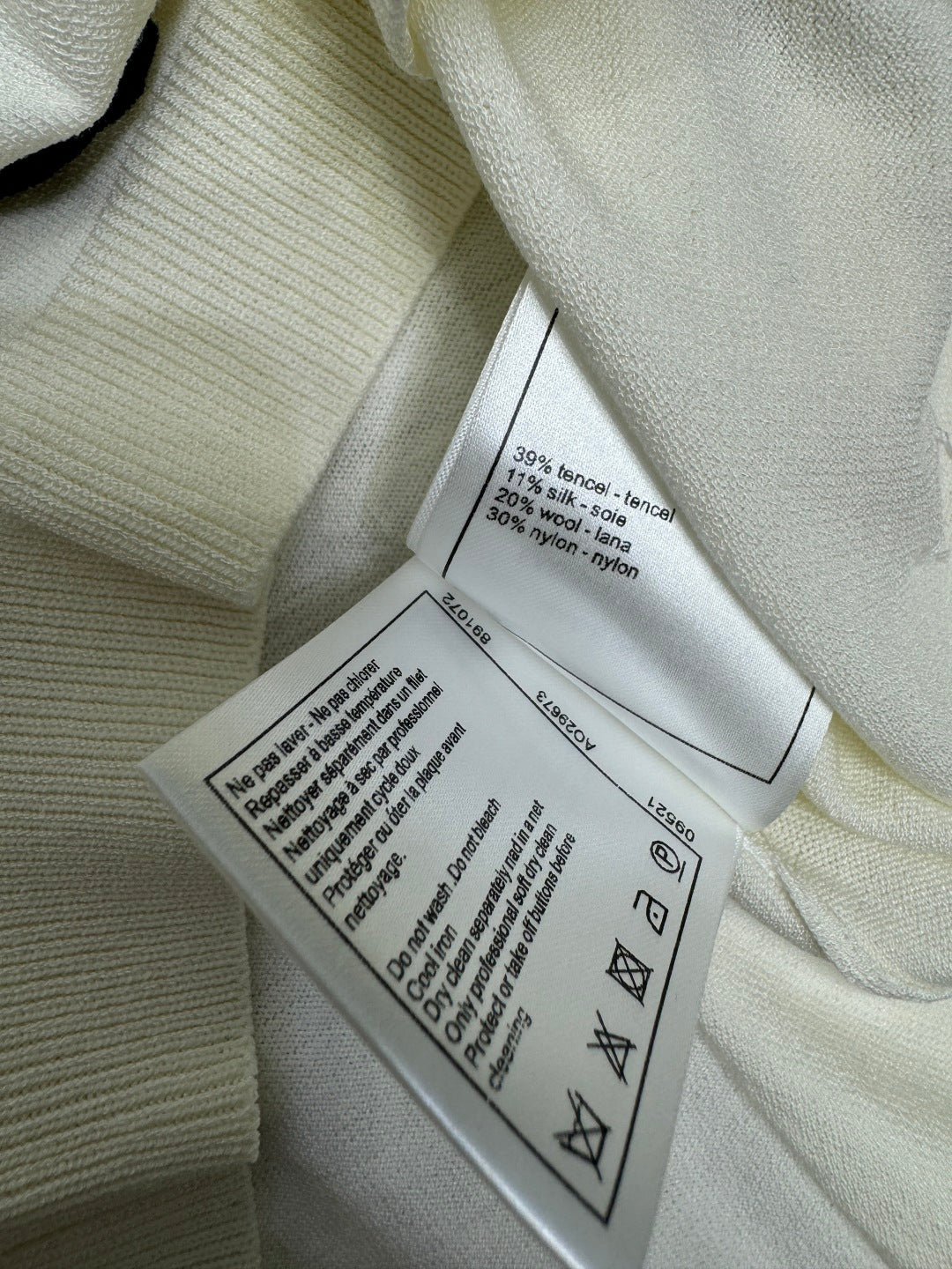 CHANEL SHORT-SLEEVE KNIT TOP 269465