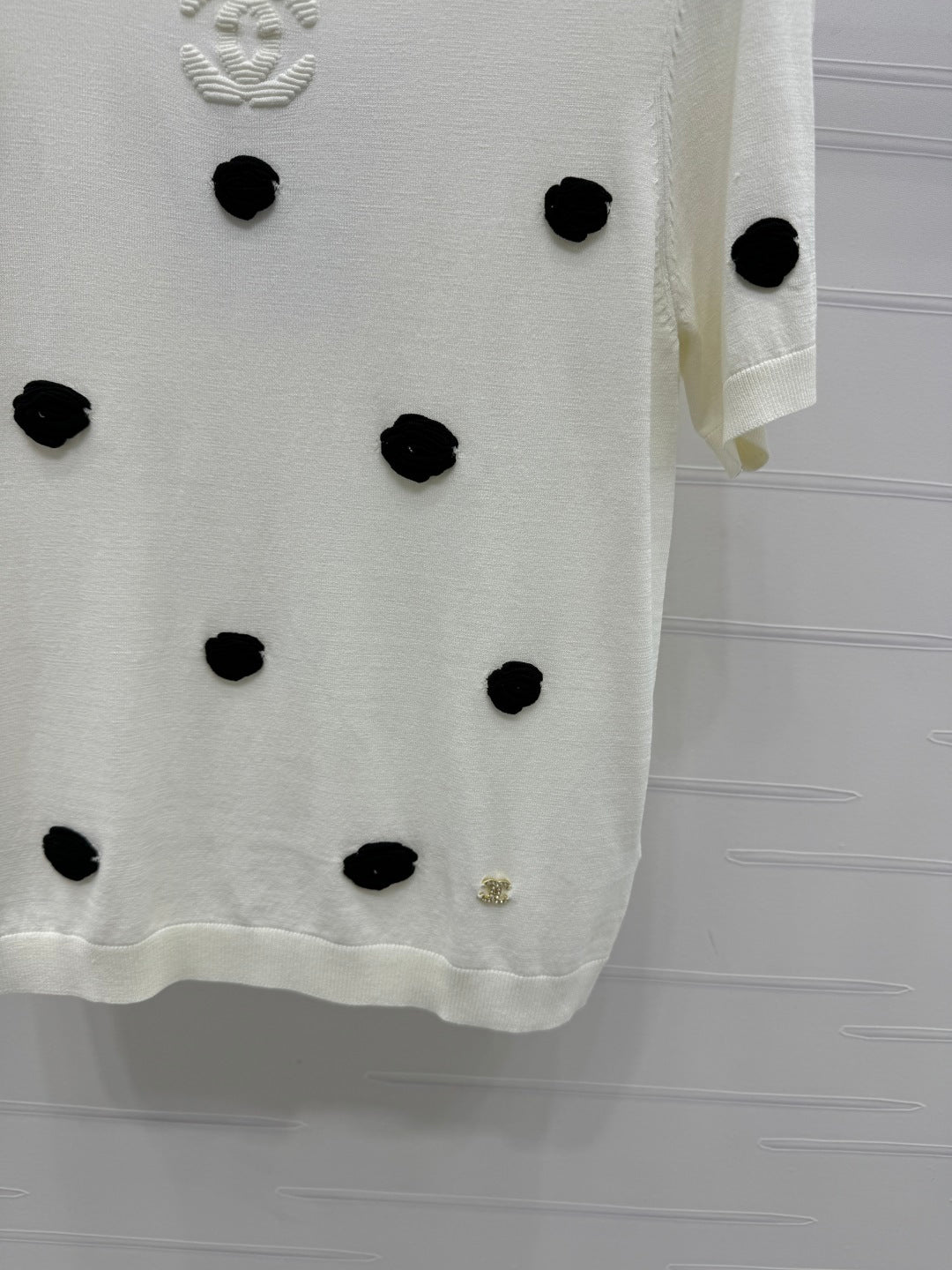 CHANEL SHORT-SLEEVE KNIT TOP 269465