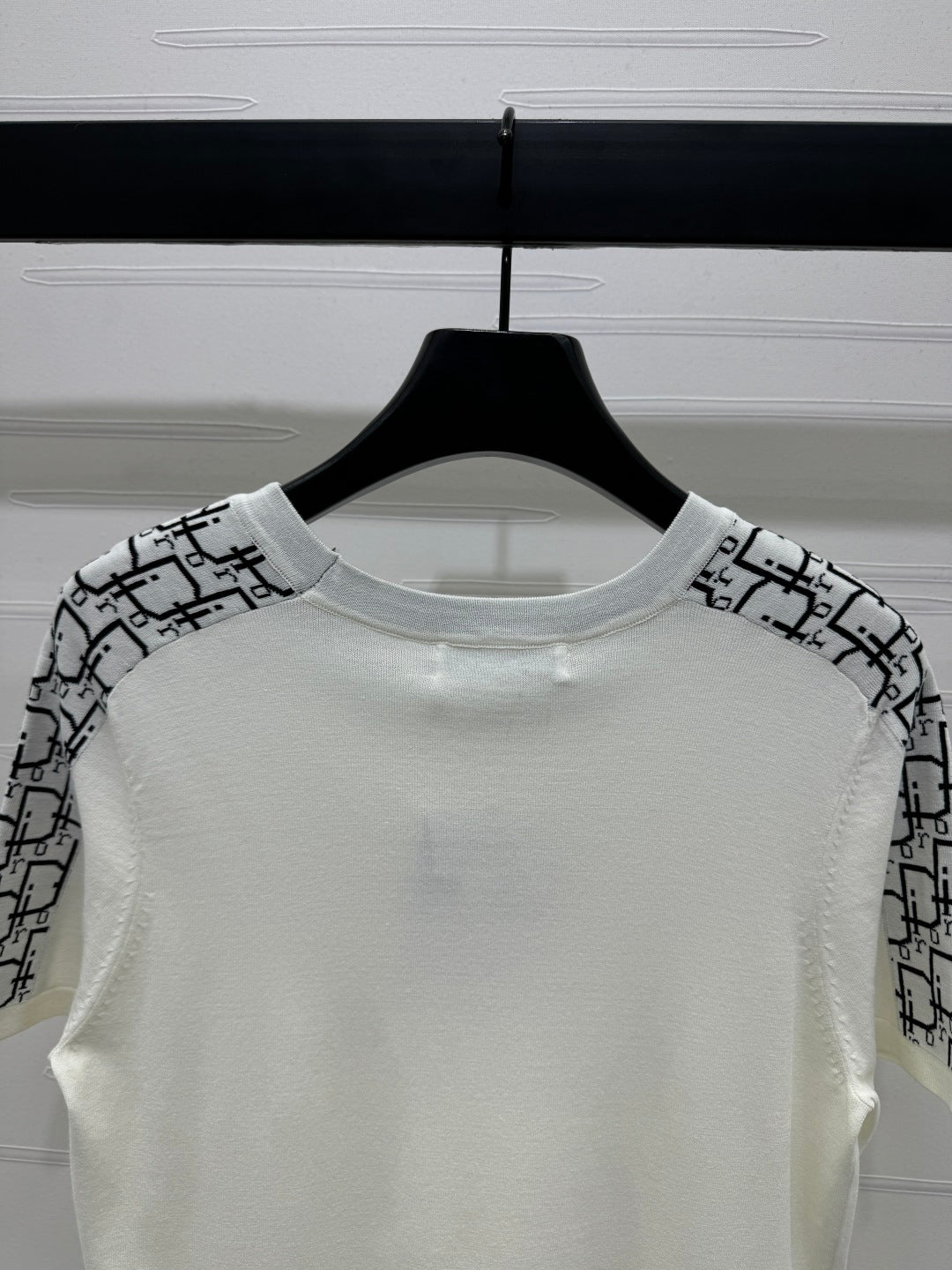 DIOR SHORT-SLEEVE JACQUARD KNIT TOP 274853