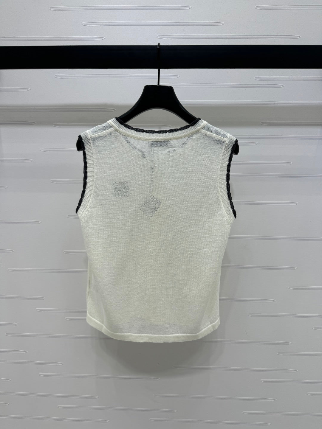LOEWE 25S ROUND NECK KNITTED VEST WHITE 264069