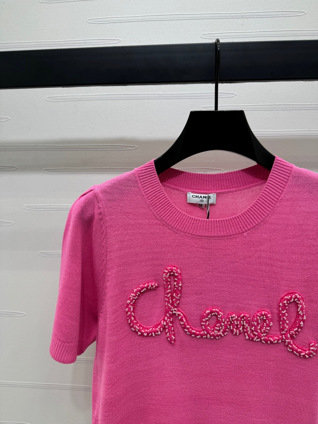 CHANEL SHORT-SLEEVE CREW NECK SWEATER 269418