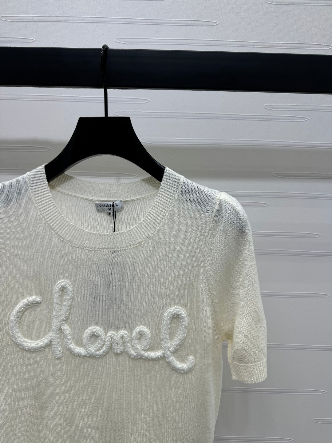 CHANEL SHORT-SLEEVE CREW NECK SWEATER 269419