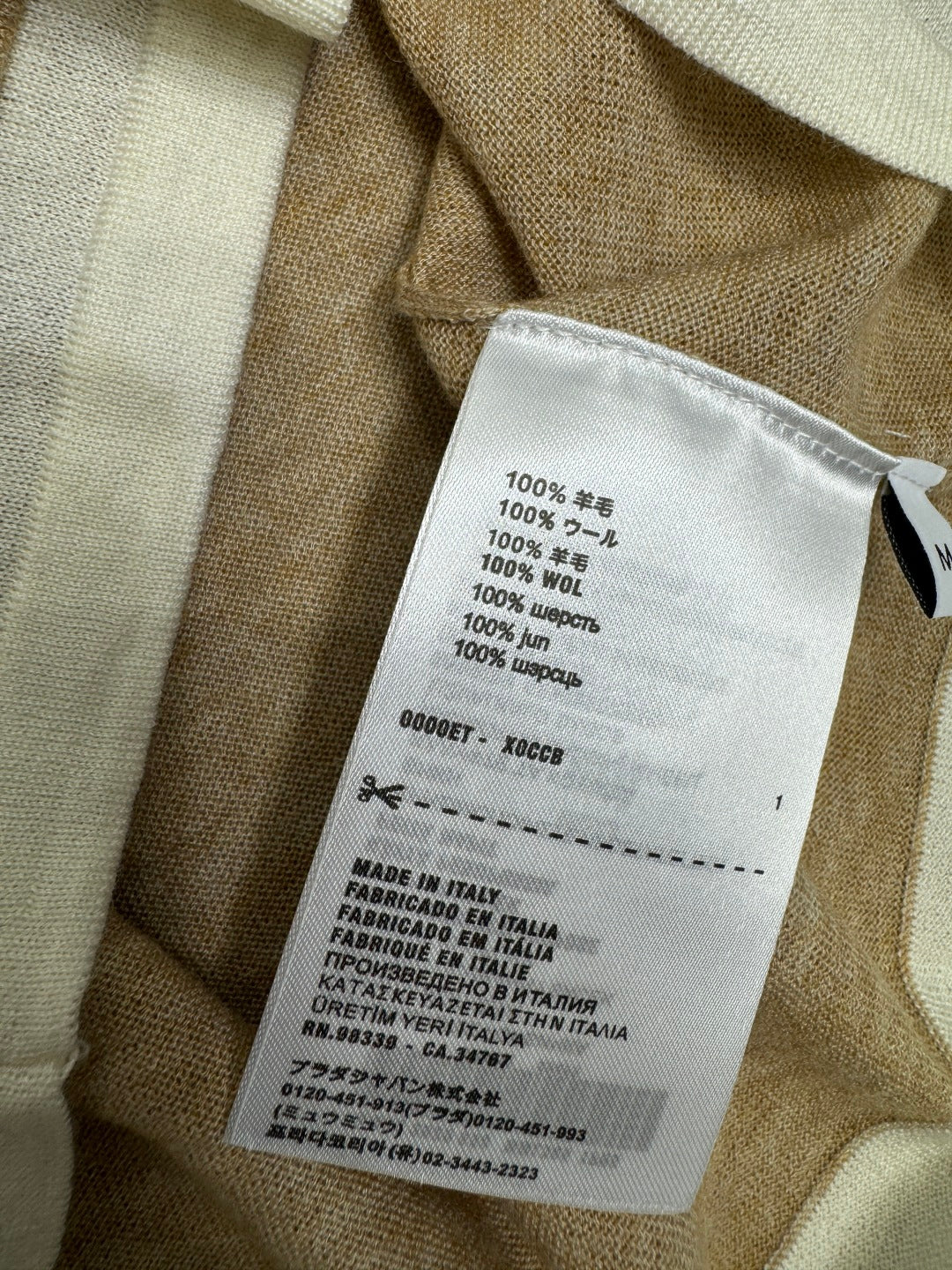 MIUMIU SLEEVELESS TOP 269402