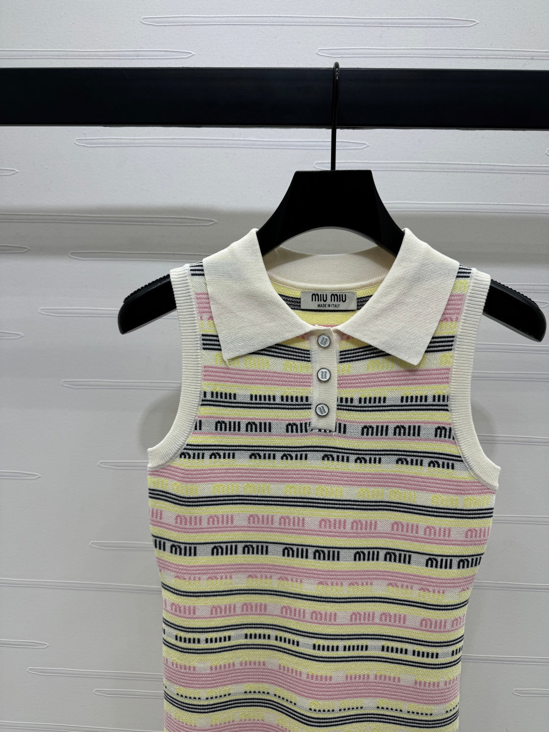 MIUMIU SLEEVELESS DRESS WITH COLLAR 274940