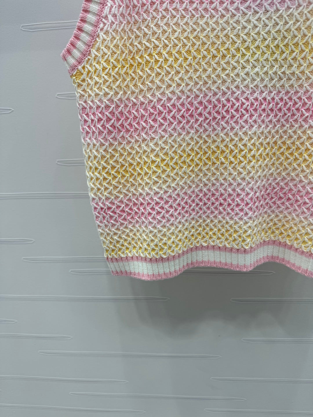 CHANEL SLEEVELESS KNIT VEST 274919