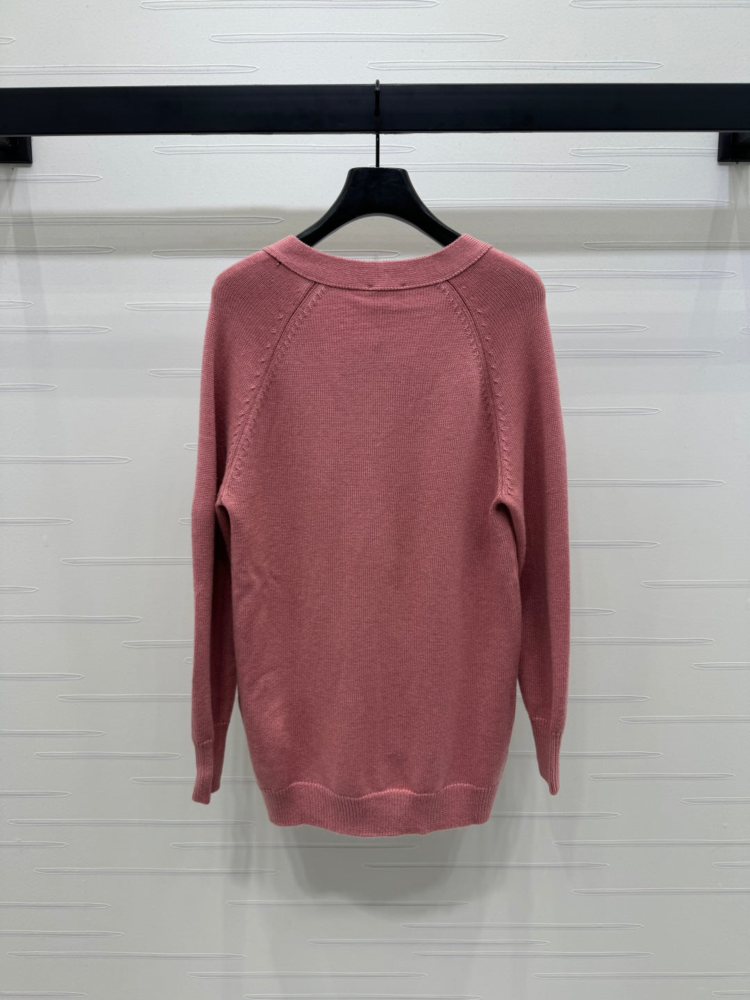 CHANEL HEAVY KNIT CARDIGAN WITH EMBELLISHED FLORAL DETAILS 274876