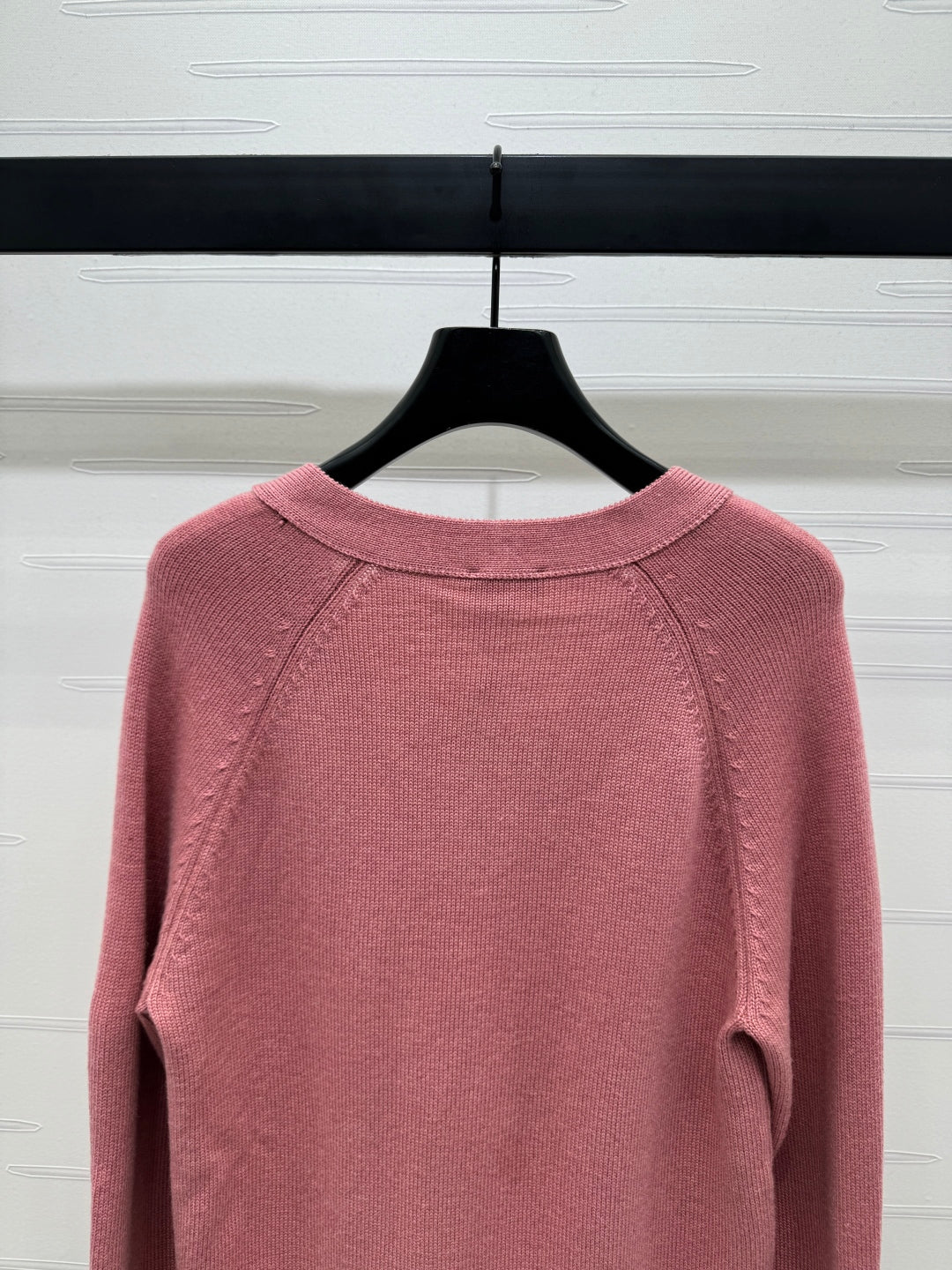 CHANEL HEAVY KNIT CARDIGAN WITH EMBELLISHED FLORAL DETAILS 274876