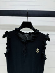 CHANEL SLEEVELESS TOP WITH RUFFLED COLLAR 274888