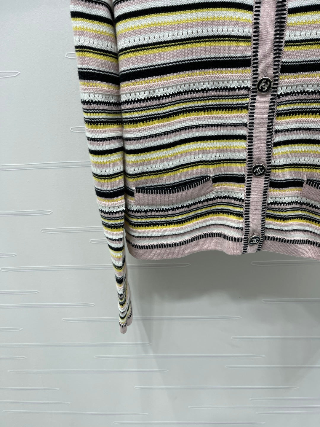 CHANEL 25S CARDIGAN STYLE 196